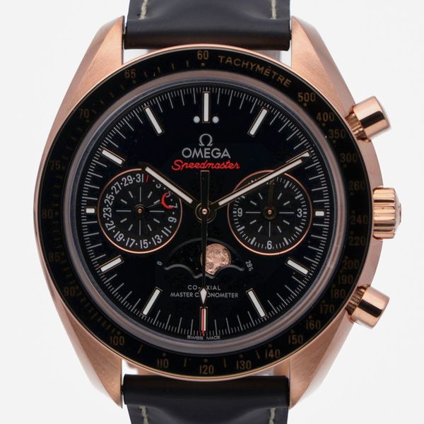 Omega Speedmaster Moonphase 304.63.44.52.01.001